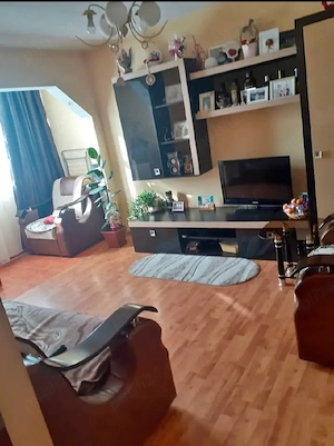  Apartament 3 camere   - imagine 13
