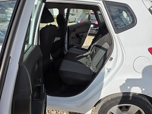 Kia Venga 1.4 Diesel Euro 5 - imagine 5