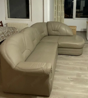 Canapea extensibila din piele