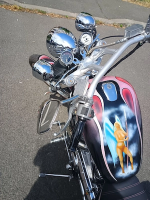 Suzuki Intruder VS800