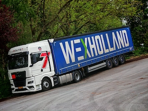 Sofer pe camion , experiență necesară , altfel nu se face fata 