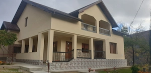 Casă de vânzare Nehoiu!!