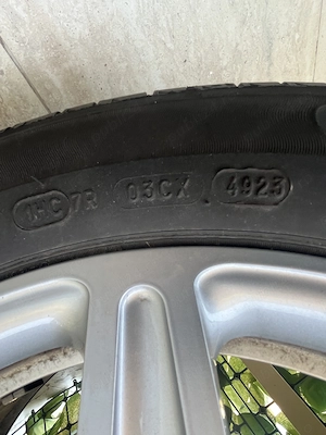 Set complet anvelope Michelin vară + jante 205/60 R16-originale audi - imagine 6