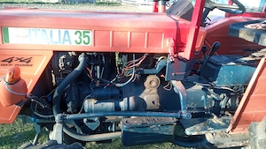 Vând tractor 4x4  - imagine 10