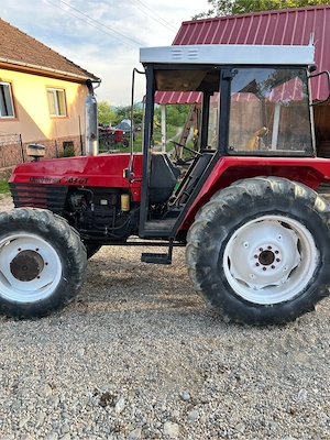Universal 703 DT - imagine 3