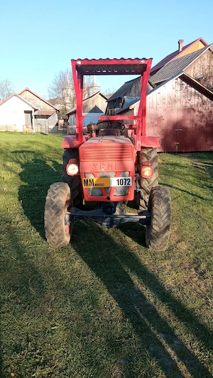 Vând tractor 4x4  - imagine 5