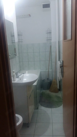 Inchiriez garsoniera in regim hotelier 120 lei noapte - imagine 3