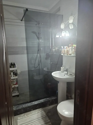 Vand apartament centru - imagine 3