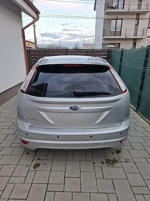 Ford Focus 1.6 benzina - imagine 4