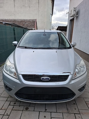 Ford Focus 1.6 benzina
