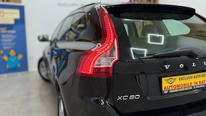 ** Volvo XC60 ** - imagine 9