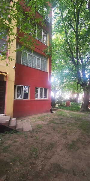 Brancoveanu, apartament deosebit cu o camera parter