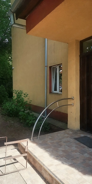 Brancoveanu, apartament deosebit cu o camera parter