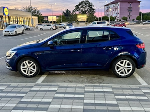 Renault Megane 1.3 TCe   2020   Pilot automat  Benzină - imagine 4