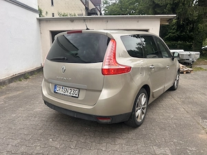 Renault Grand Scenic 2010 1.9 Diesel  - imagine 3