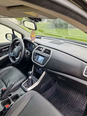 Suzuki sx4 scross - imagine 4