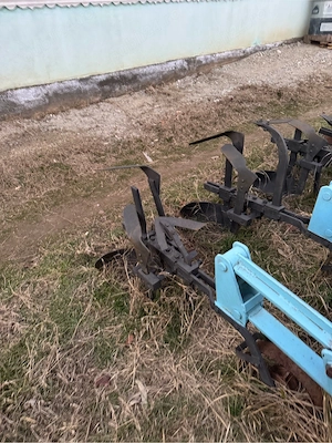 cultivator prasitoare 5 randuri cu fertilizare - imagine 3