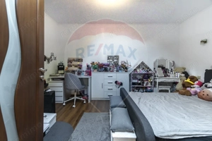 CASA COMPUSA DIN 2 APARTAMENTE, SCHEII BRASOVULUI| COMISION 0 - imagine 8