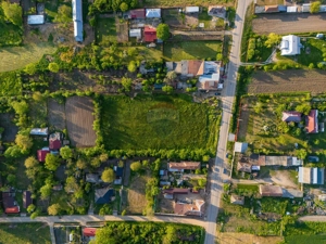 Teren intravilan 4.734 mp – Front 50 m, utilități la drum - imagine 2