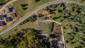 Poiana Brașov | teren cu panoramă largă către munți - imagine 10