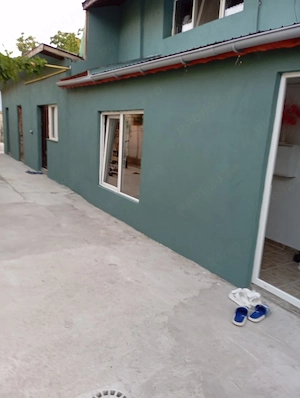 casă la curte de an chiriat
