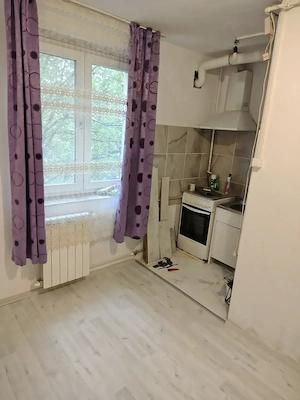 Vând garsonieră cu dormitor separat zona Obor la complex Baicului fără intermediari. - imagine 4