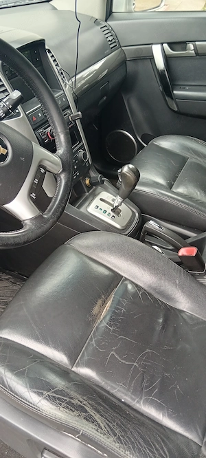 Vând Chevrolet Captiva 