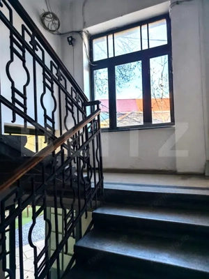 Cladire istorica, apartament 2 dormitoare, decomandat, zona Sinaia - imagine 10