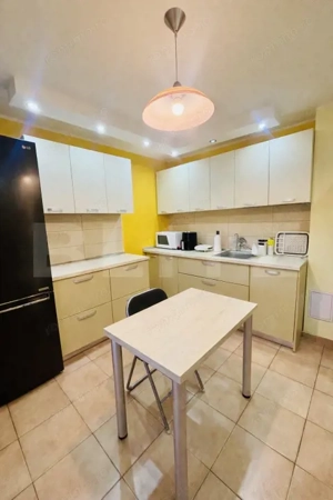 Apartament cu 2 camere, decomandat, 2 balcoane – la 3 min de Iulius Mall