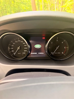 Land rover discovery sport  - imagine 3