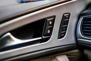Audi A6 C7 2.0tdi, automata, 177cp, 2013, inmatriculata RO - imagine 9