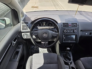 Vw Touran 2.0 TDI 7 Locuri Navi - imagine 9