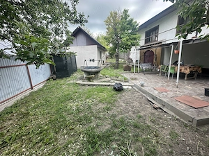 Casă de vânzare în zonă centrală sau schimb cu apartament! - imagine 2