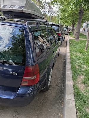 Vând Volkswagen Golf IV Variant 1.9 TDI AXR Pacific - imagine 5