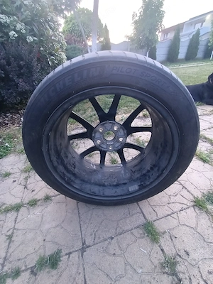 Pentru Tesla,Roata Completa pe 18,Cu Cauciuc Michelin,Stare Foarte Buna  - imagine 5