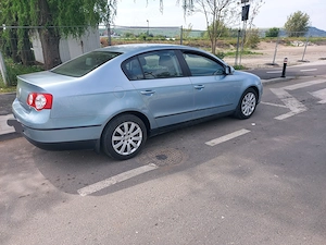 Volkswagen Passat 1 6 benzina  - imagine 2