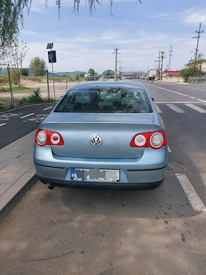 Volkswagen Passat 1 6 benzina  - imagine 5
