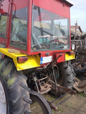 Tractoare U445 - imagine 2