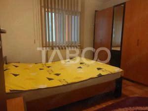 Apartament cu 2 camere decomandate si balcon de inchiriat in Strand - imagine 4