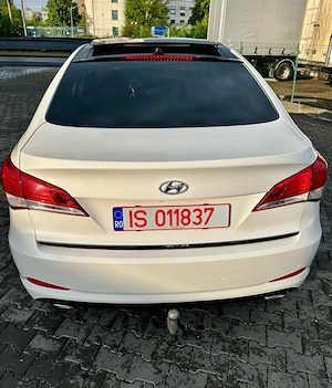 Hyundai I40, 1.7 CRDI, an 2015, Istoric- 150.000km - imagine 3