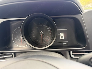 Hyundai Elantra 2021 25000 KM reali unic proprietar - imagine 5
