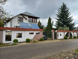Casă de vânzare în Pucioasa (Comuna Moțăieni, la 900 m de Pucioasa) - imagine 18