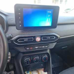 Dacia Sandero  - imagine 9