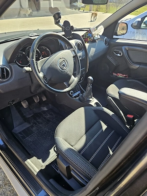 Dacia Duster Prestige 4x4 1.5 dci 110 cp euro 6 - imagine 4