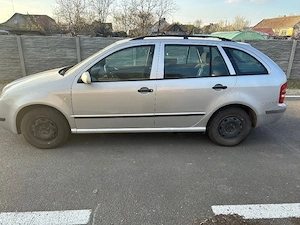 Skoda Fabia Combi 1.4 16V benzina  2003   stare bună - imagine 2