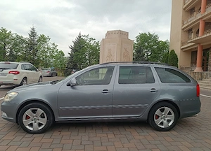 R.A.R EFECTUAT  Skoda Octavia An 2013  Cutie automata DSG  Motor 1.6 diesel  Euro 5 - imagine 5