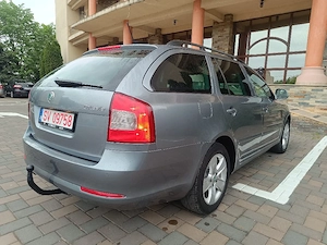R.A.R EFECTUAT  Skoda Octavia An 2013  Cutie automata DSG  Motor 1.6 diesel  Euro 5 - imagine 7