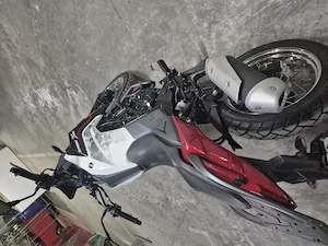 Vand motocicleta Sym NHT 200 cc - imagine 4