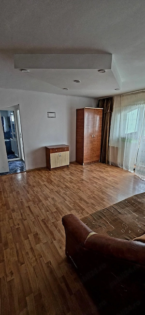 Se vinde apartament cu 2 camere - imagine 3