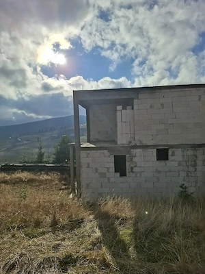 Vând casă in construcție  - imagine 4
